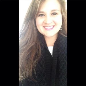 Meet your Posher, Whitney